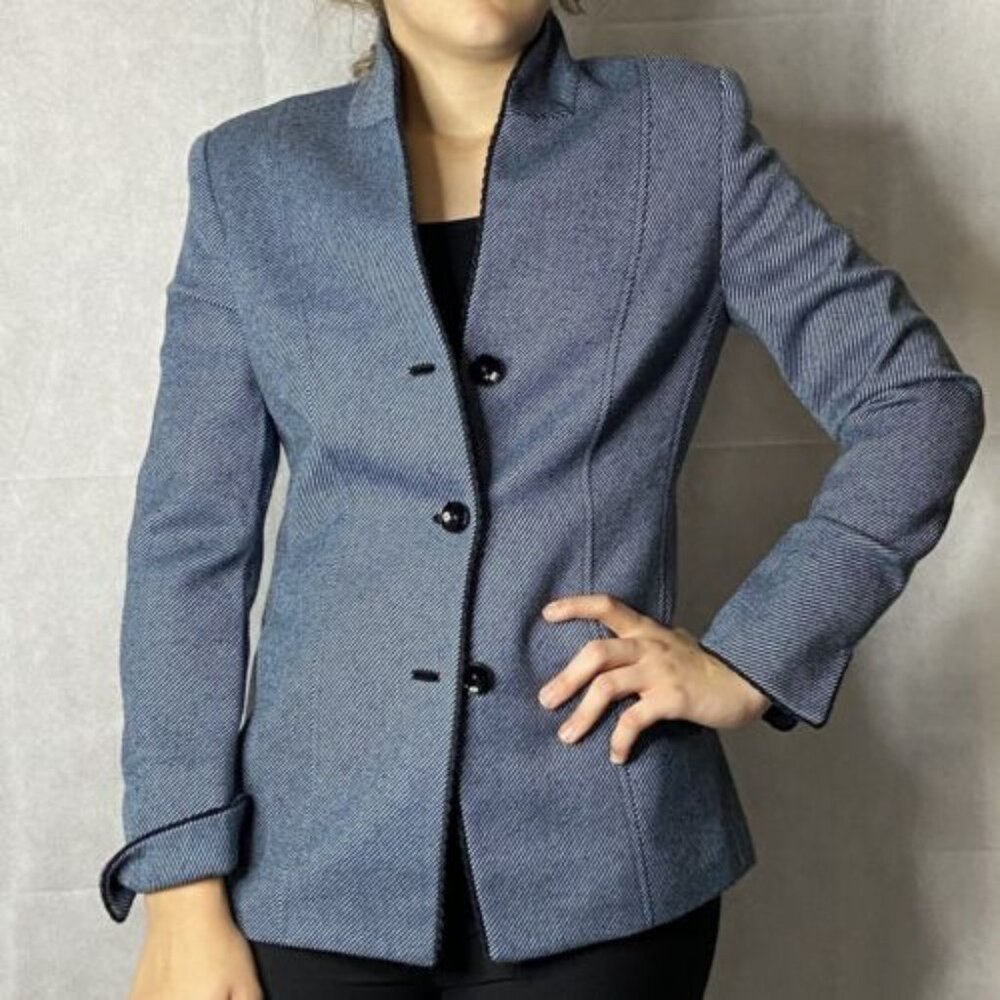Carlisle Blue Micro Stripe 100% Wool 3 button Fitted Skirt Suit Set Excellent!